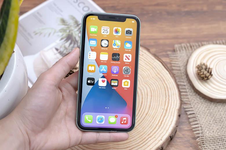 iPhone 11 có hiệu năng khá mạnh mẽ với chip Apple A13 Bionic