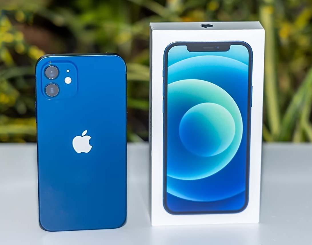 Điện thoại iPhone 12