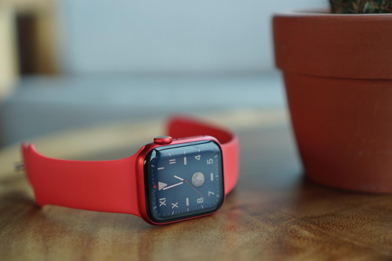 Apple Watch Series 6 Đỏ